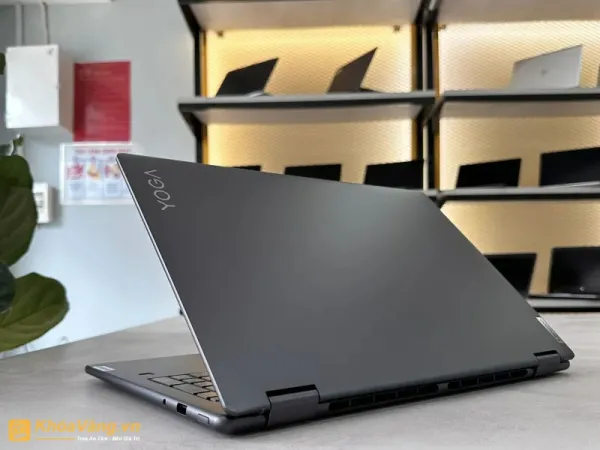 Chọn mua laptop Lenovo phân khúc trung cấp
