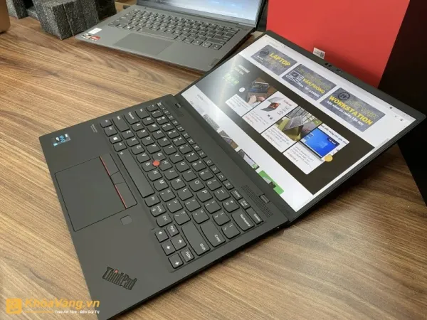 Chọn laptop Lenovo phân khúc cao cấp