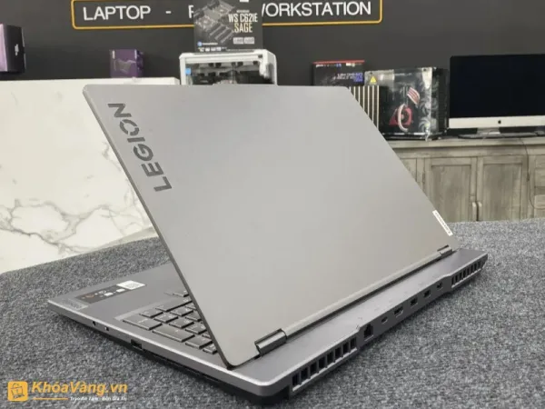 Lenovo luôn chú trọng vào thiết kế, cấu hình của các sản phẩm laptop