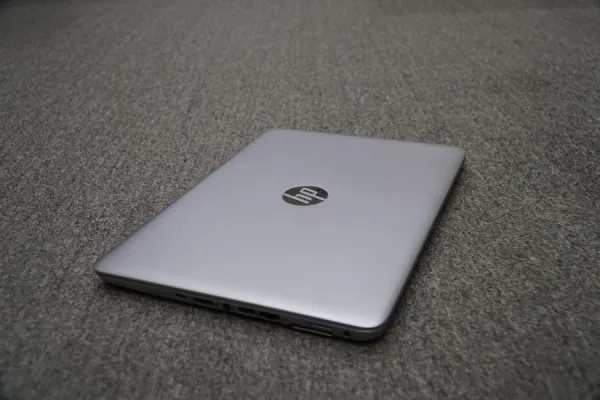 Ngoại hình HP EliteBook 840 G3