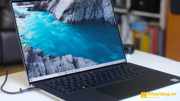 Sinh viên năm nhất có nên mua laptop hay không