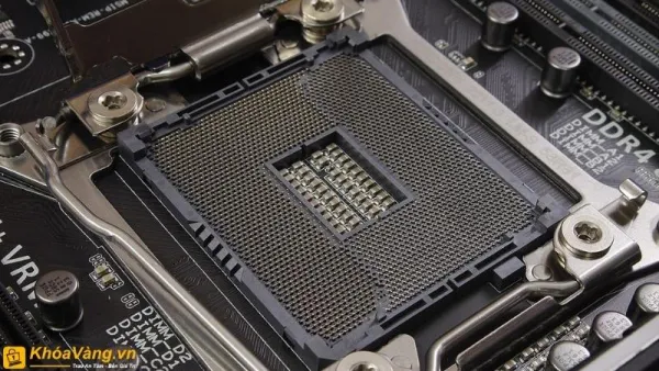 Hình ảnh Socket - 2011 do Intel sản xuất
