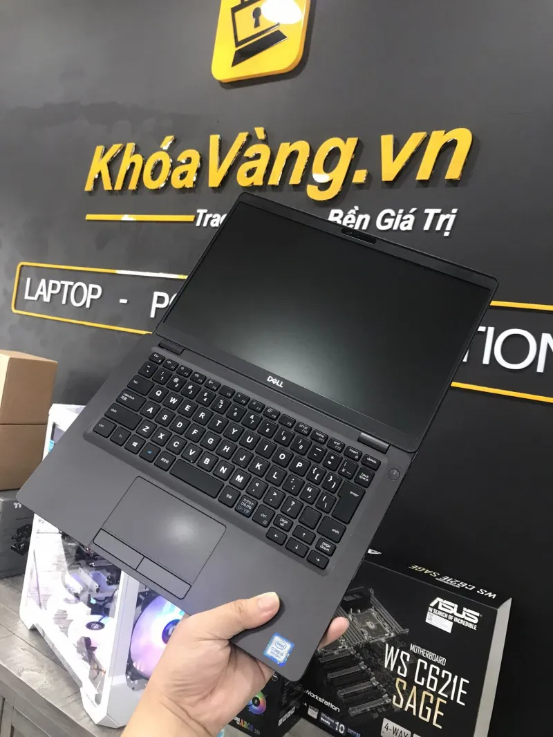 Thiết kế Dell Latitude 5300