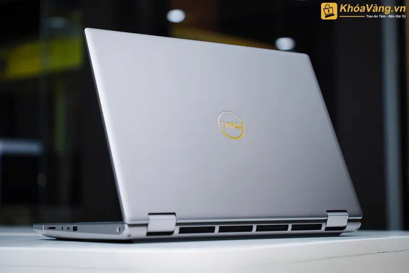 Thiết kế Dell Precision 7680