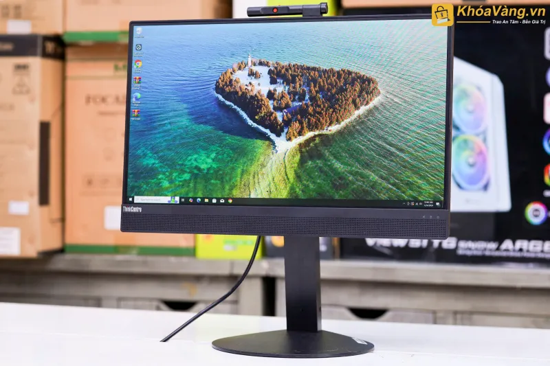 Lenovo ThinkCentre M820z chi tiết