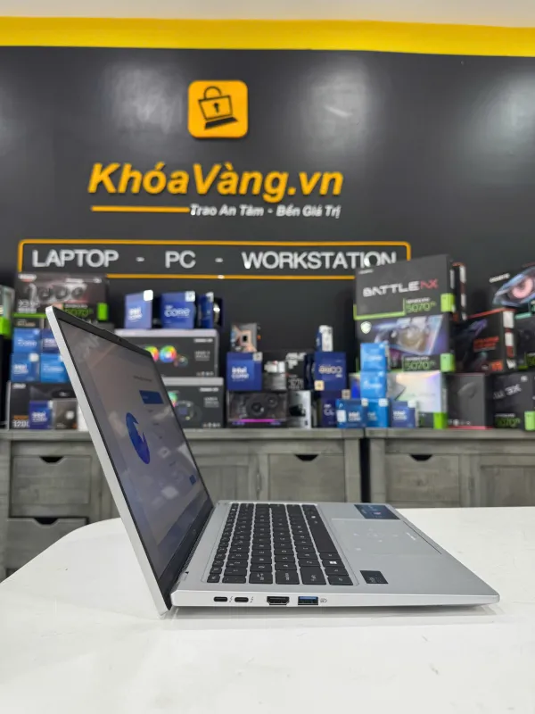 Acer Swift Go SFG14-73T-75FA là lựa chọn lý tưởng cho dân văn phòng, sinh viên và người sáng tạo nội dung.