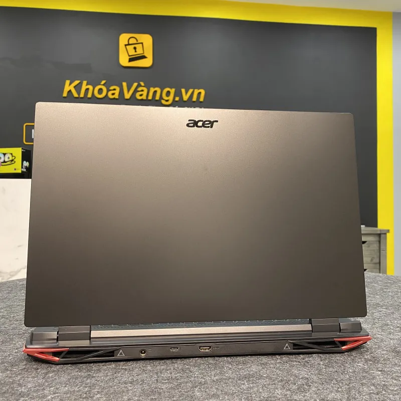 Laptop Acer Nitro 5 17.3 inch Core i5 siêu rẻ