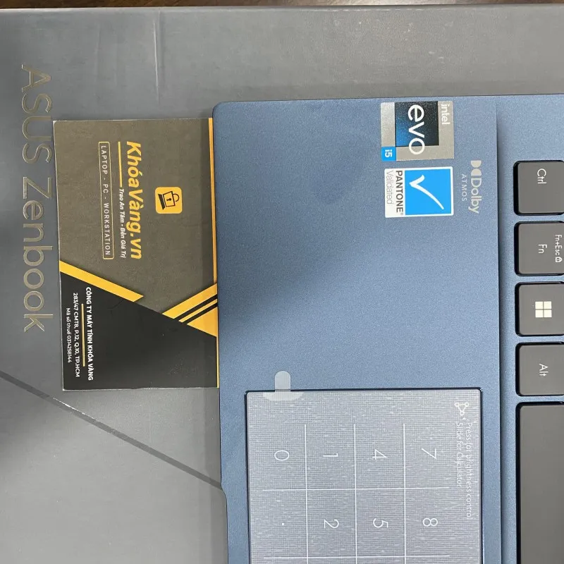 Asus Zenbook 409Za tính di động cao