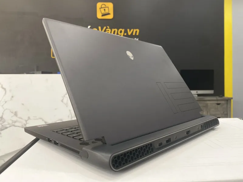 DELL ALIENWARE M15 R5