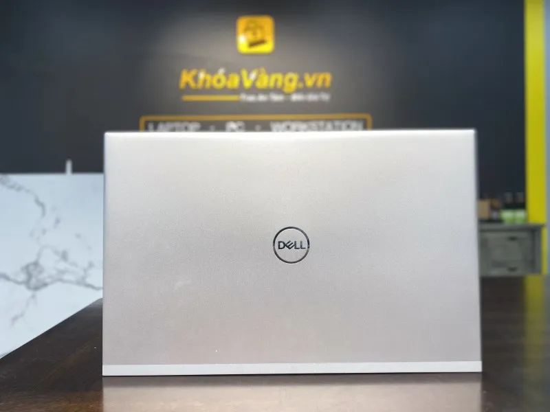 Dell Inspiron 5518 - Khóa Vàng