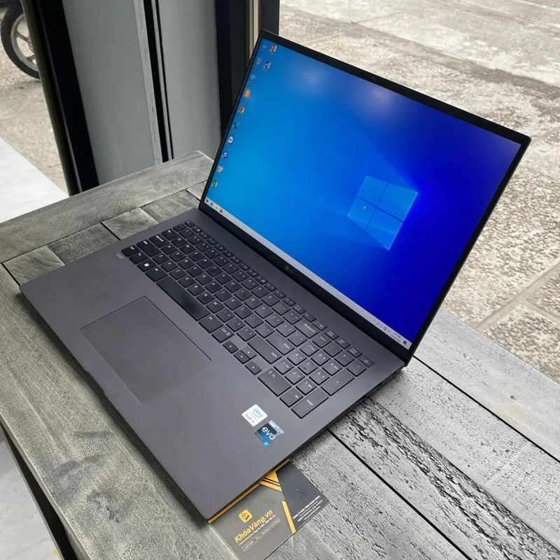 Laptop LG Gram 17 2022 giá rẻ nhất