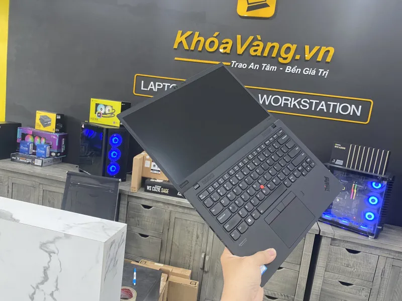 Lenovo ThinkPad X1 Carbon Gen 7 giá rẻ