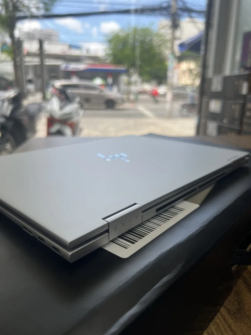 laptop Hp Envy X360 13 core i7
