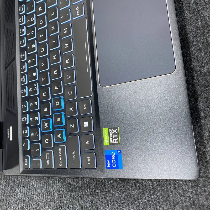 Acer PREDATOR Helios 300 - Core i7 giá rẻ