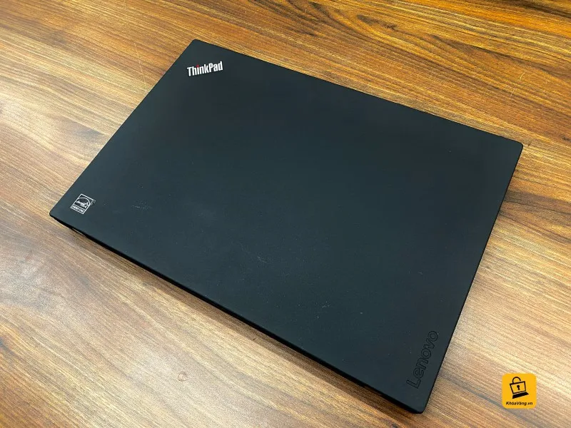 Lenovo Thinkpad T470 sở hữu thiết kế đặc trưng đậm chất công sở