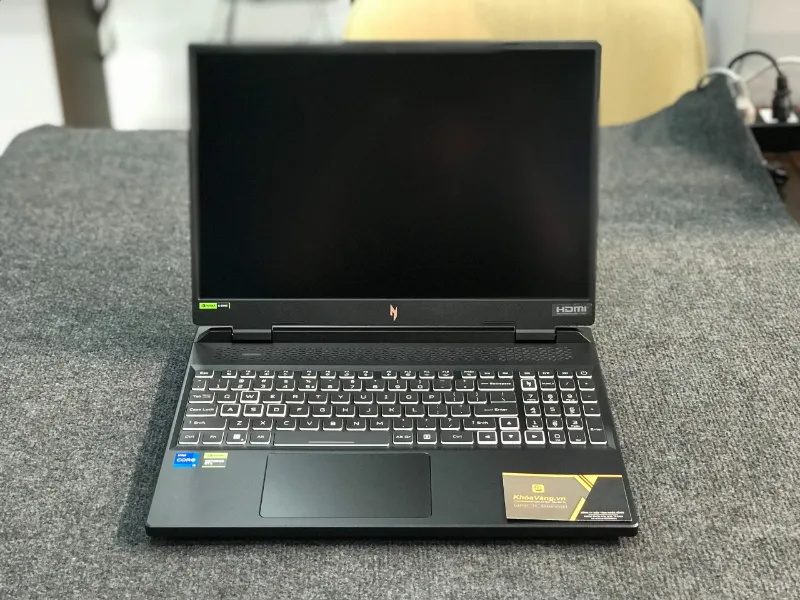 Acer Nitro 16 Core i5-13500H tốt