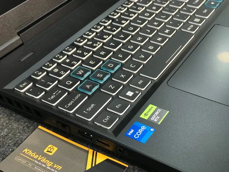 laptop Acer Predator Helios Neo 16 Core i5 