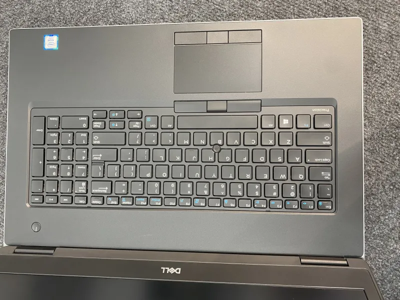 Dell Precision 7730 uy tín