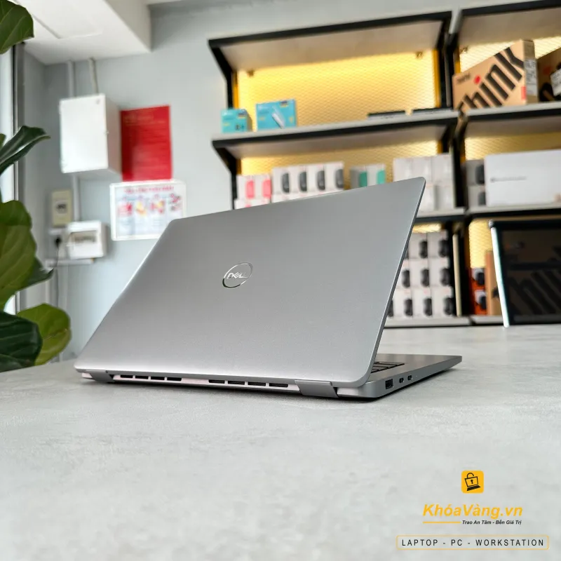 laptop Dell Latitude 5340 (2023)