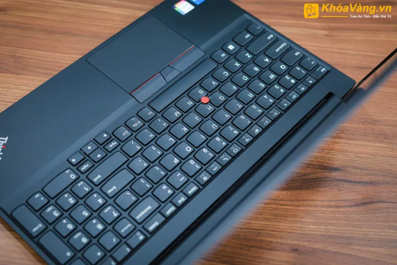 Lenovo ThinkPad E15 bền