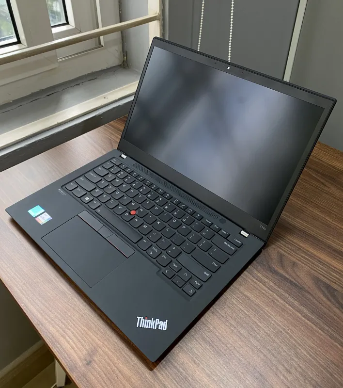 Lenovo ThinkPad T14s Gen 2 i7 bền tốt