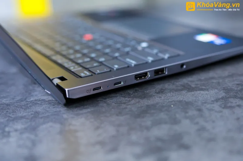 Lenovo ThinkPad T14s Gen 3 TITANIUM giá rẻ
