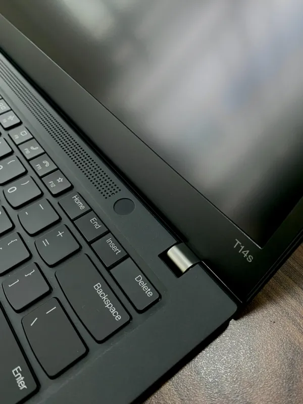 LENOVO THINKPAD T14S GEN 2 giá tốt