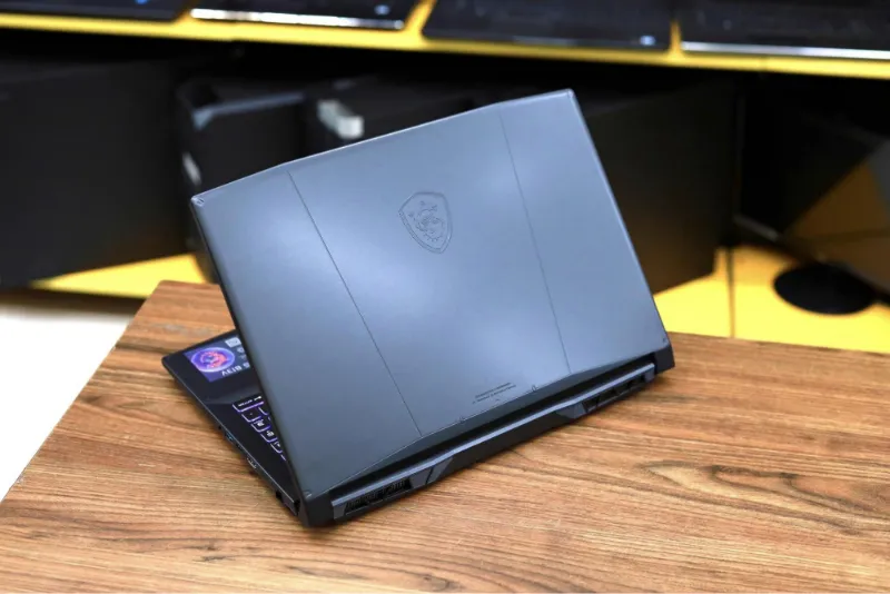 MSI Katana 15 (B13VGK)