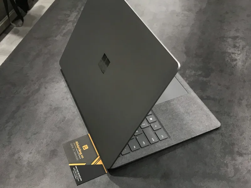 Surface Laptop 4 Core i5-1145G7 Platinum rẻ