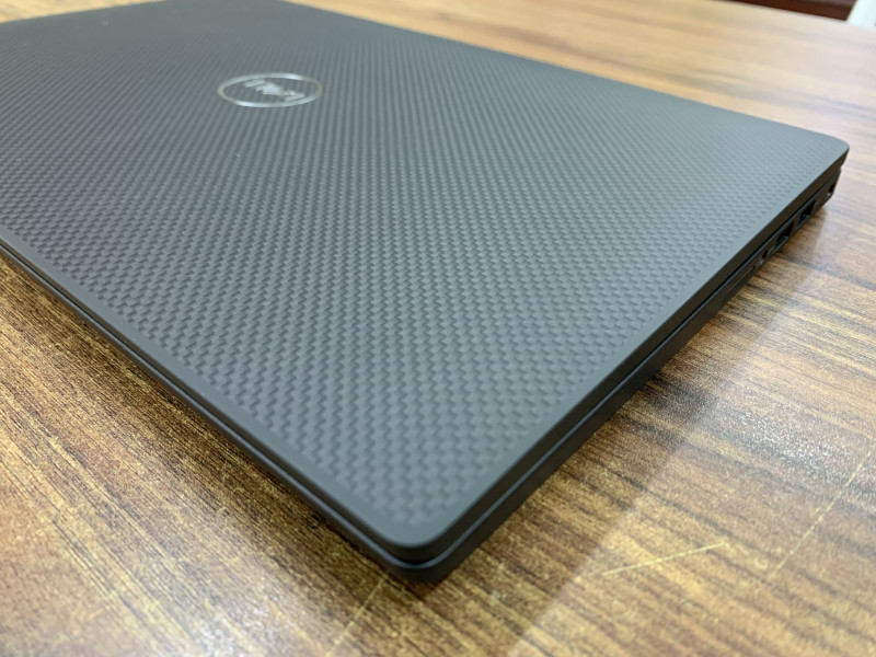 Dell Latitude 7410 | Core i7-10610U | RAM 16GB | SSD 256GB | 14inch FullHD | Like new 99%
