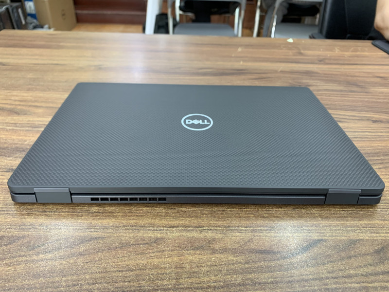 Dell Latitude 7410 | Core i7-10610U | RAM 16GB | SSD 256GB | 14inch FullHD | Like new 99%