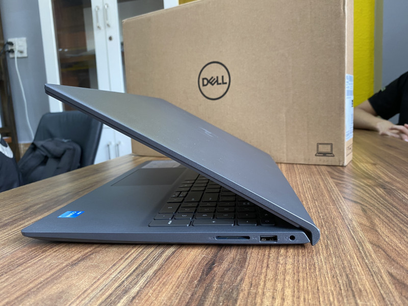 Dell Inspiron 3511 | Core i3-1115G4 | RAM 8G | SSD 256GB | 15.6inch FHD | New 100% Fullbox