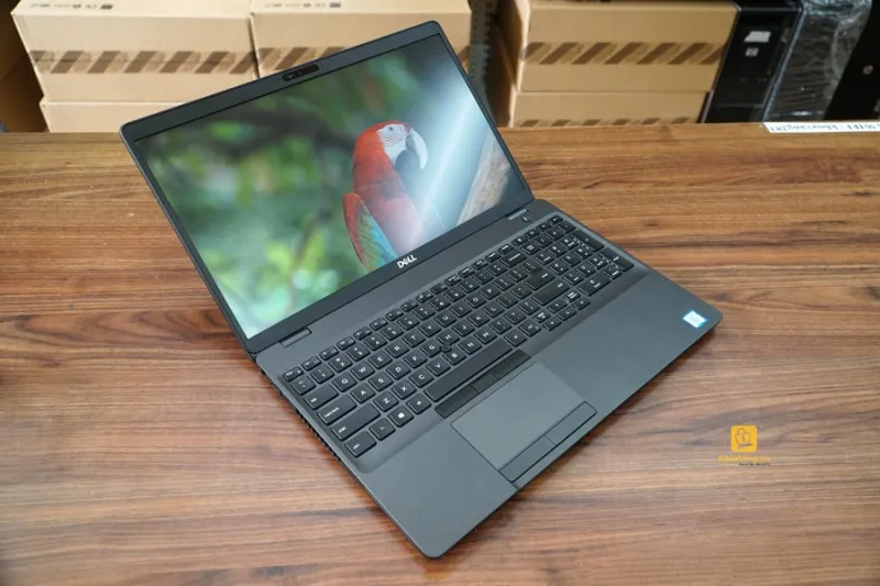 bán laptop Dell Latitude 5500 Corei5 ram 16g ssd 512g  full hd