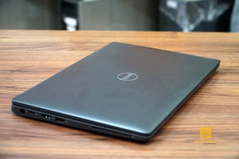 bán laptop Dell Latitude 5300 2in1 TOUCH cảm ứng xoay 360