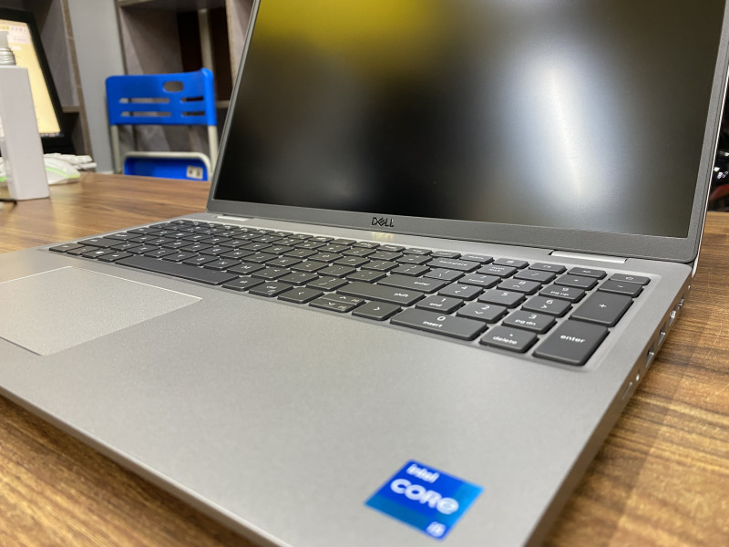 Dell Precision 3561 | Core i5-11500H | RAM 16GB | SSD 512GB | UHD Graphics | 15.6