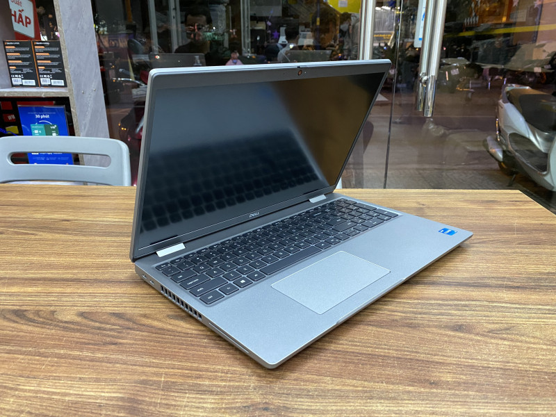 Dell Precision 3561 | Core i5-11500H | RAM 16GB | SSD 512GB | UHD Graphics | 15.6