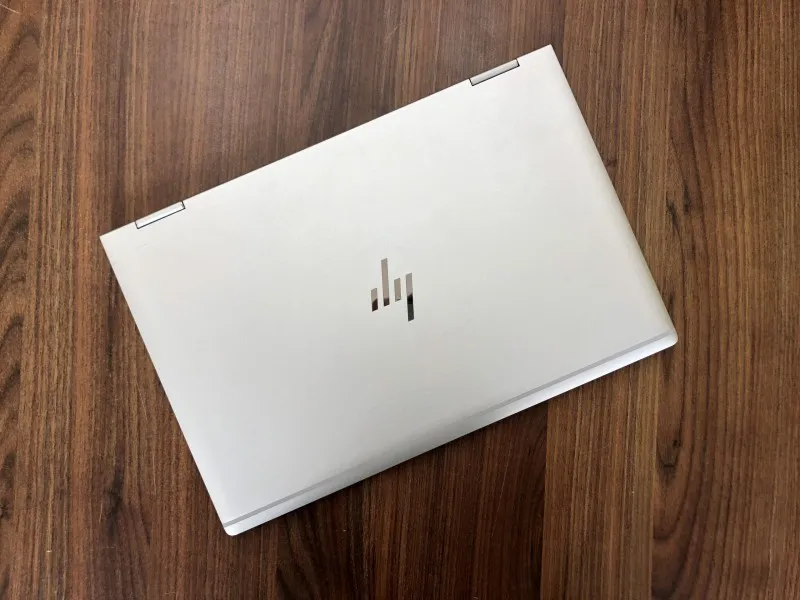 HP EliteBook x360 1040 G5 có thiết kế siêu mỏng
