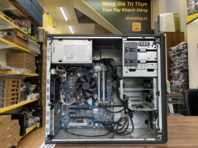 HP Z230 CMT Workstation Core i7-4790/ 16GB DDR3/ SSD 240G / NVIDIA Quadro M2000 4G FULL BOX