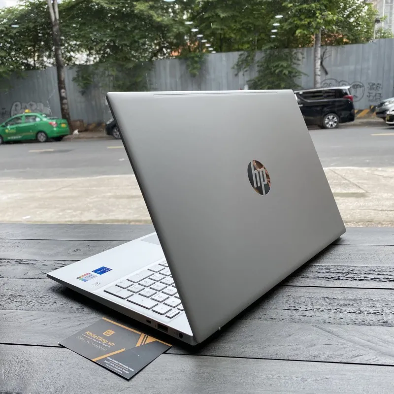 HP Pavilion 15- eg2071cl