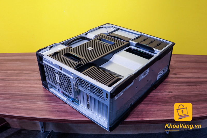 HP Z820 Workstation - Dual Xeon Render