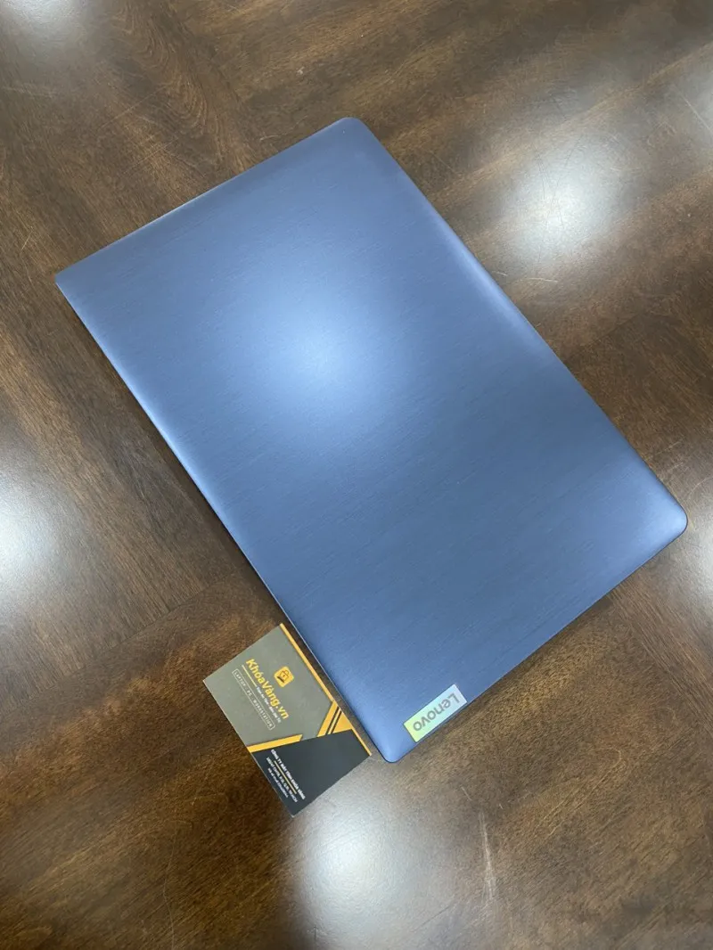 Lenovo Ideapad 3 Ryzen 7 thiết kế chất văn phòng, sang trọng và gọn nhẹ