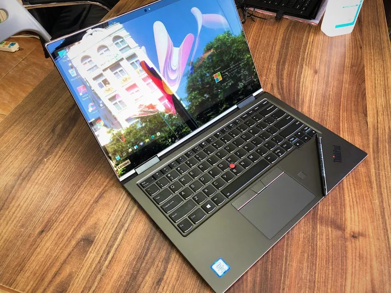 Màn hình sắc nét của Lenovo ThinkPad X1 Yoga (Gen 4)