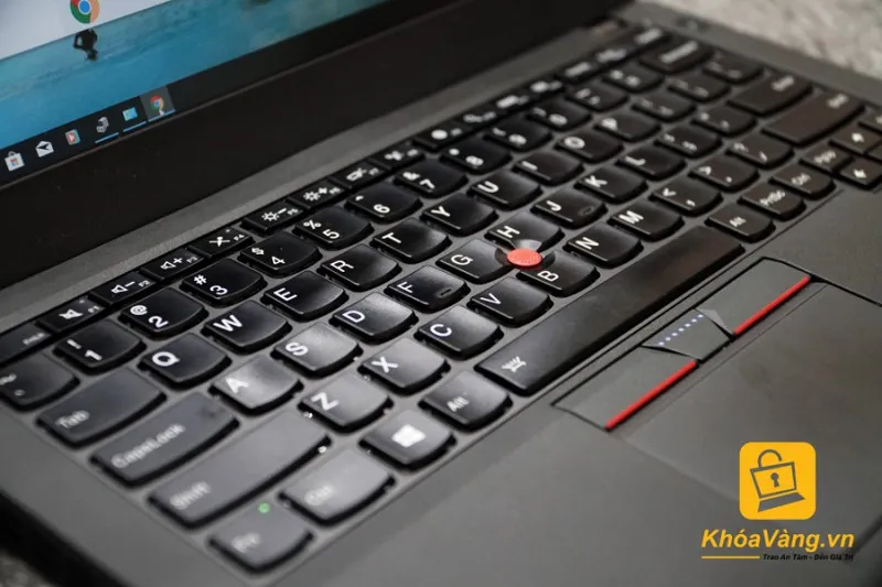 Lenovo ThinkPad X260 sỡ hữu bàn phím chống tràn