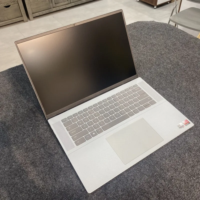 Dell Inspiron 16 5625 AMD Ryzen 5 rẻ