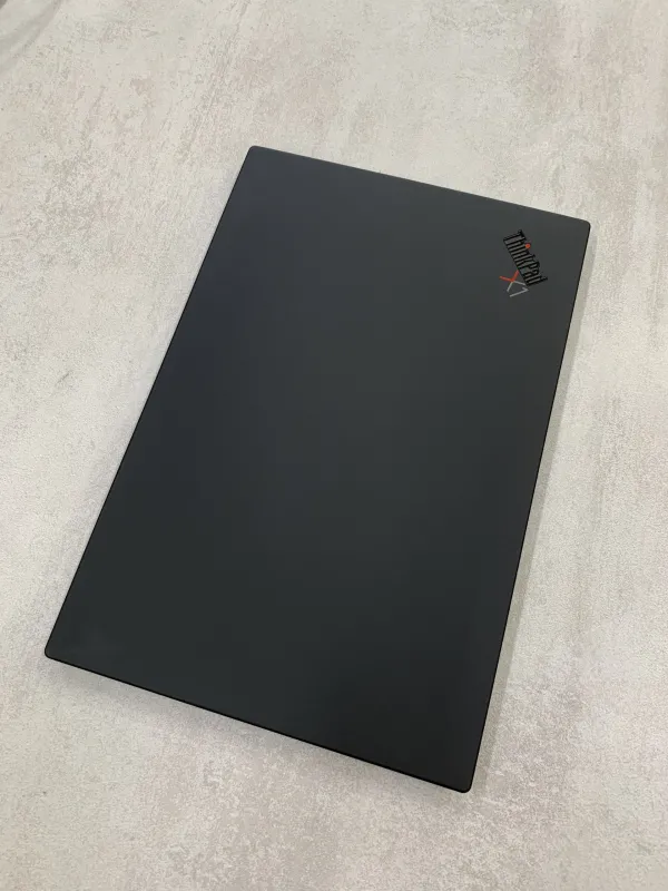 Lenovo Thinkpad X1 Carbon Gen 8 giá rẻ