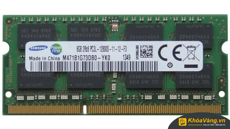 RAM 8GB DDR3 cùng Ổ cứng SSD 256GB