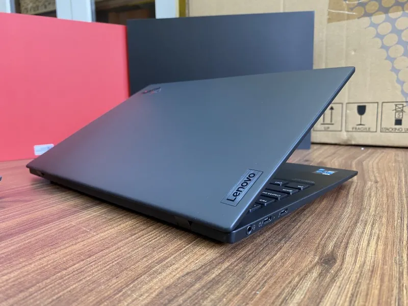 bán laptop Lenovo ThinkPad X1 Nano Core i7 2K New fullbox